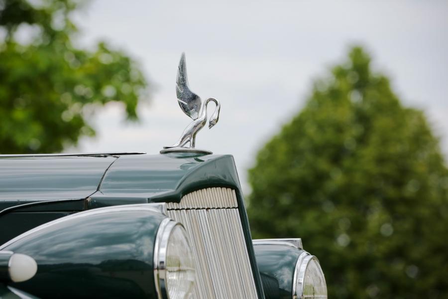  Packard Twelve Club Sedan 1936 года  (фото 19 из 39)